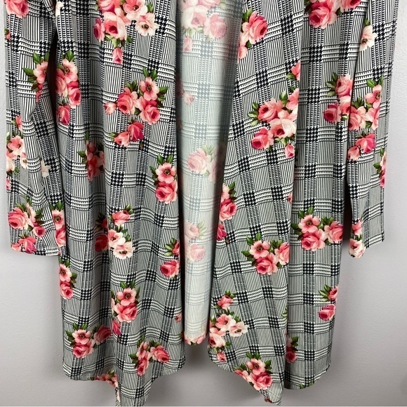 FRUMOS Plaid Floral Open Front Long Sleeve Cardigan Medium - Picture 4 of 11